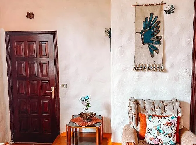 Canarian With Terrace Surrounded By Garden - Alisios